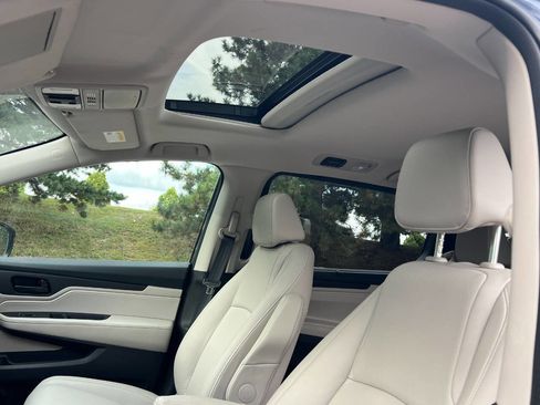 Used 2025 Honda Odyssey EX-L image 17