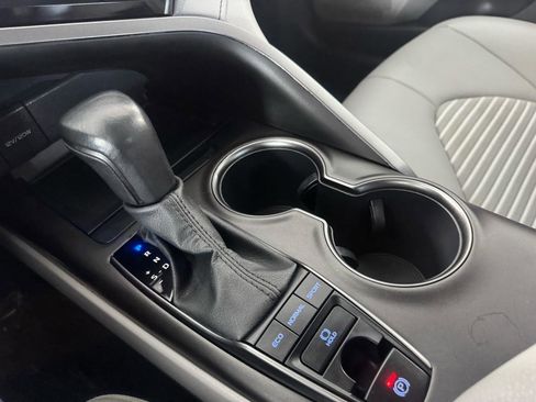 Used 2023 Toyota Camry SE image 34