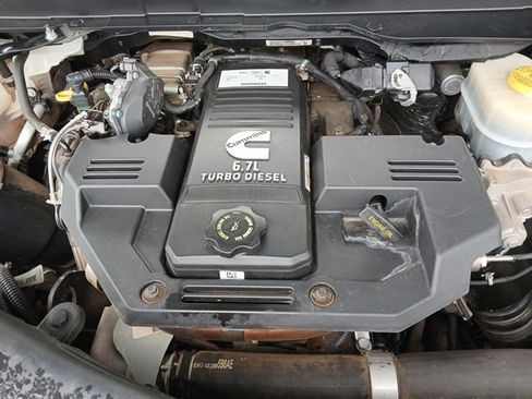 Used 2019 RAM 2500 Big Horn image 53