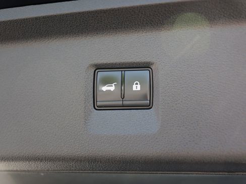 Used 2023 INFINITI QX60 Pure AWD/4WD image 16