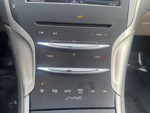 Used 2016 Lincoln MKZ w/ Equipment Group 300A Reserve image 27