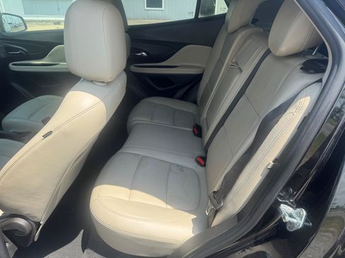 Used 2019 Buick Encore Essence w/ Experience Buick Package AWD/4WD image 8