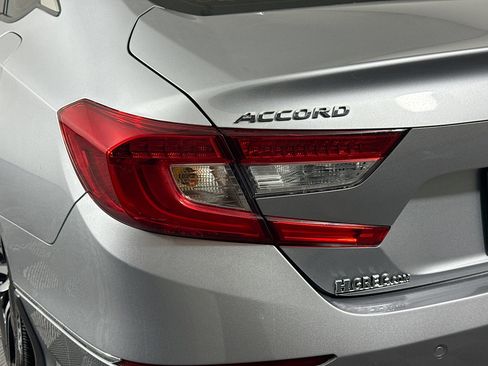 Used 2022 Honda Accord Touring image 36