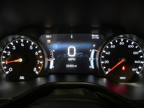 Used 2025 Jeep Compass Trailhawk AWD/4WD image 14