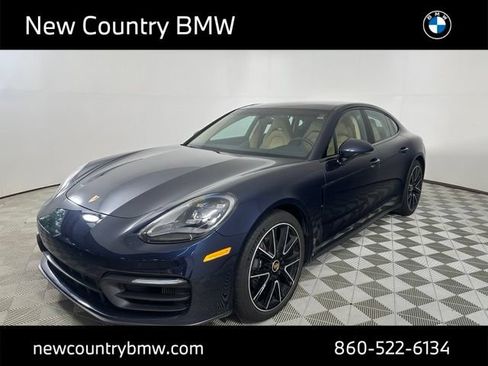 Used 2022 Porsche Panamera image 3