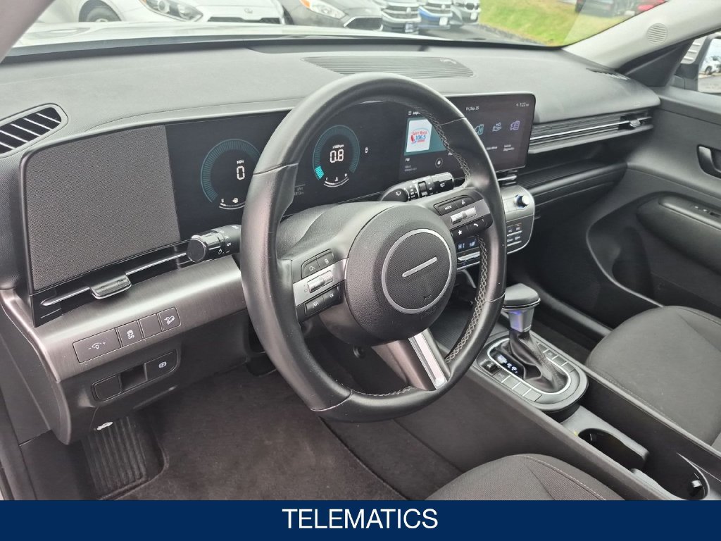 Certified 2025 Hyundai Kona SEL AWD/4WD image 13