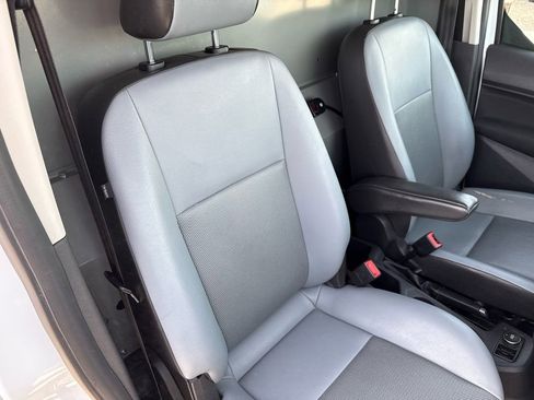 Used 2017 Ford Transit Connect XL image 14