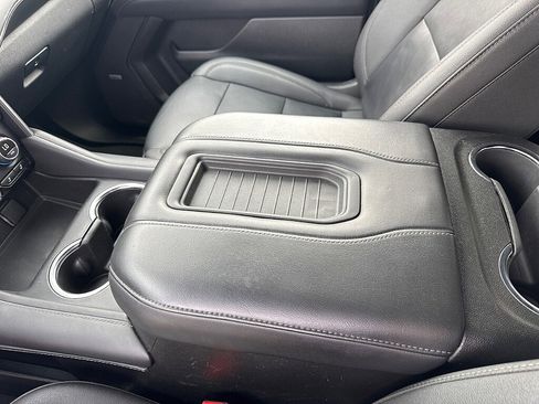 Used 2024 Chevrolet Tahoe LT image 17