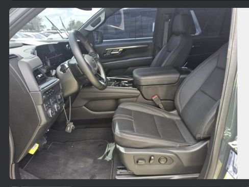 Used 2025 Chevrolet Tahoe RST w/ RST Capability Package AWD/4WD image 6