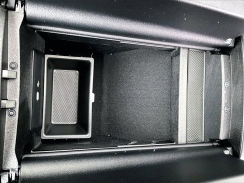 Certified 2025 Mercedes-Benz GLE 350 4MATIC image 26