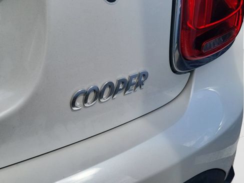Used 2024 MINI Cooper 4-Door Hardtop FWD image 10