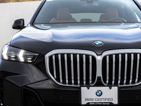 Certified 2024 BMW X5 xDrive40i w/ M Sport Package image 9