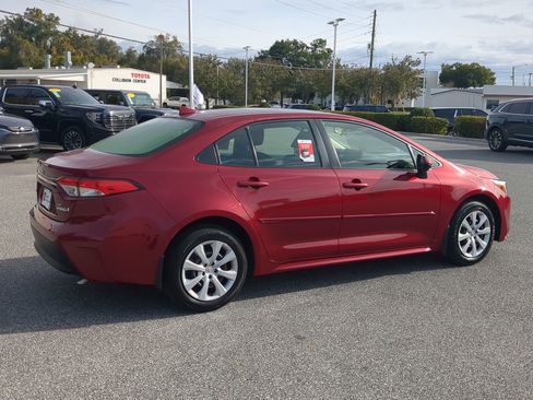 Used 2023 Toyota Corolla LE image 13