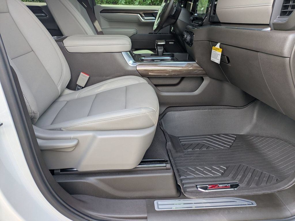 New 2026 Chevrolet Silverado 1500 LT Trail Boss w/ Convenience Package II AWD/4WD image 37