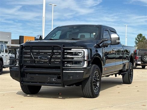 Used 2024 Ford F350 Platinum w/ FX4 Off-Road Package image 3