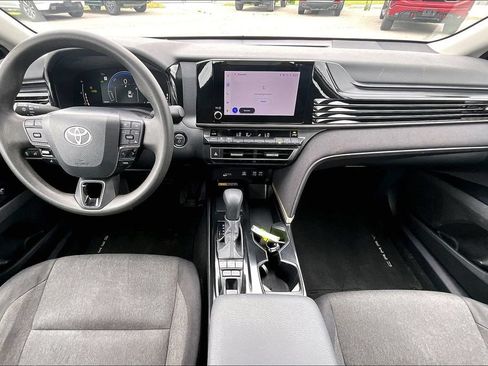 Used 2025 Toyota Camry LE FWD image 16