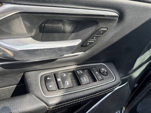 Used 2022 RAM 1500 Laramie image 11