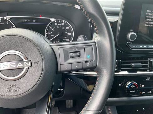 Used 2025 Nissan Pathfinder Rock Creek AWD/4WD image 12
