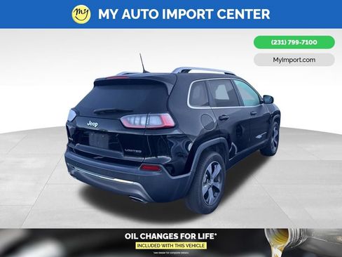 Used 2019 Jeep Cherokee Limited AWD/4WD image 5