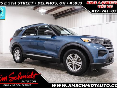 Used 2020 Ford Explorer XLT image 1