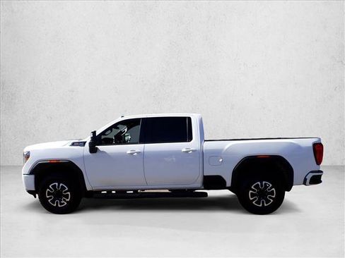 Used 2020 GMC Sierra 2500 AT4 w/ AT4 Preferred Package AWD/4WD image 2