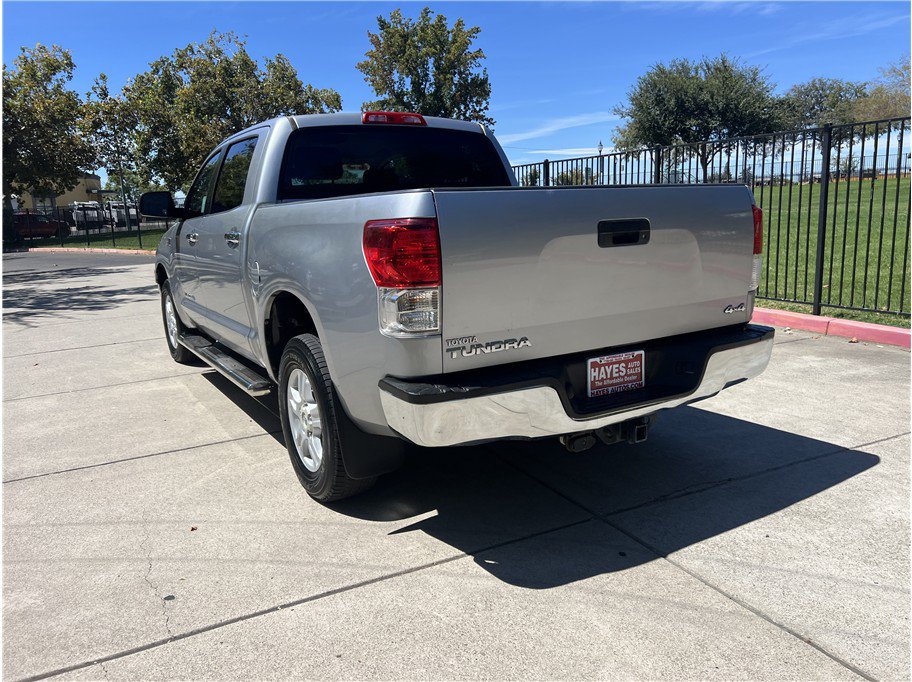 Used 2012 Toyota Tundra 4x4 CrewMax w/ Tow Pkg image 5