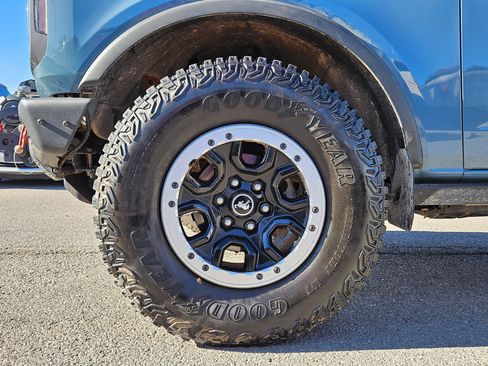 Used 2023 Ford Bronco Badlands AWD/4WD image 11