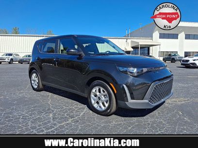 Used 2025 Kia Soul LX w/ Option Group 015