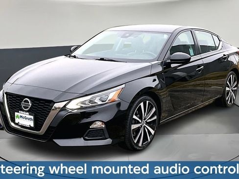 Used 2020 Nissan Altima 2.5 SR image 3