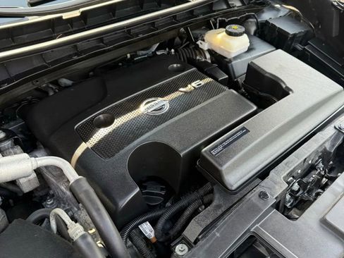 Used 2019 Nissan Murano SV image 43