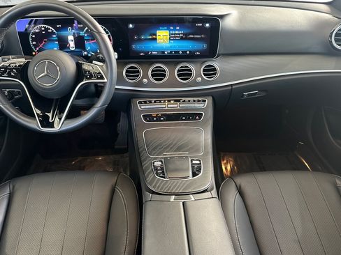Used 2022 Mercedes-Benz E 350 Sedan image 17