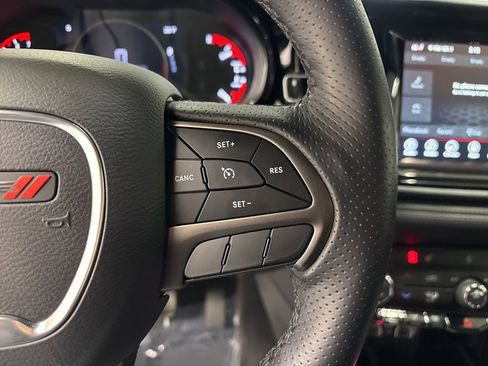 Used 2024 Dodge Durango SXT w/ 3rd Row Seating Group image 12