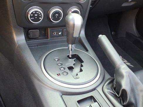 Used 2010 MAZDA MX-5 Miata Grand Touring w/ Premium Pkg image 9