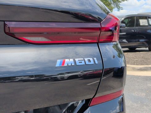 Used 2025 BMW X6 M60i AWD/4WD image 11