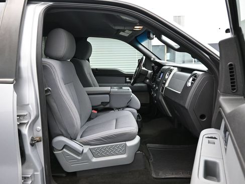 Used 2013 Ford F150 XLT w/ XLT Chrome Pkg RWD image 13