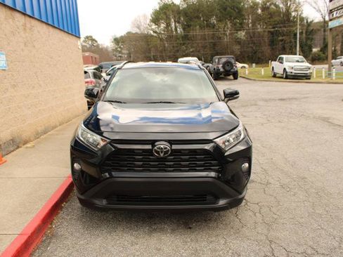 Used 2021 Toyota RAV4 XLE image 2