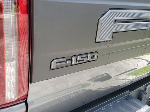 Used 2025 Ford F150 Raptor AWD/4WD image 8
