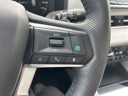 Used 2024 Mitsubishi Outlander SEL image 25