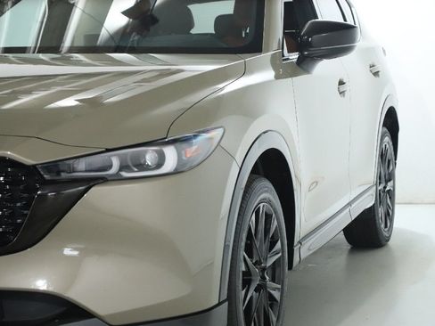 Used 2024 MAZDA CX-5 Carbon Edition AWD/4WD image 4
