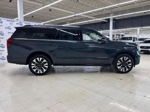 Certified 2025 Ford Expedition Max Platinum w/ Driver's Package AWD/4WD image 5