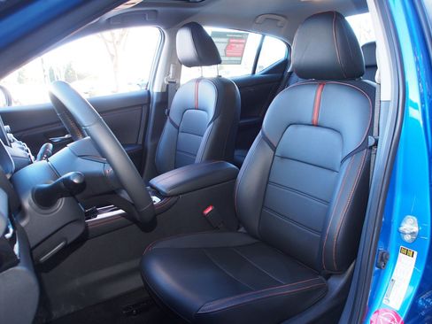 Used 2024 Nissan Sentra SR w/ SR Premium Package image 16