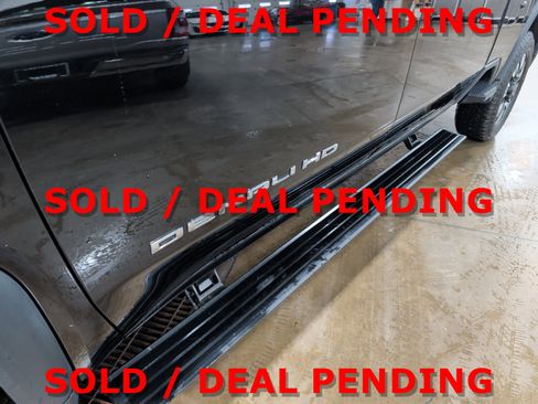 Used 2025 GMC Sierra 3500 Denali w/ Denali Reserve Package image 6