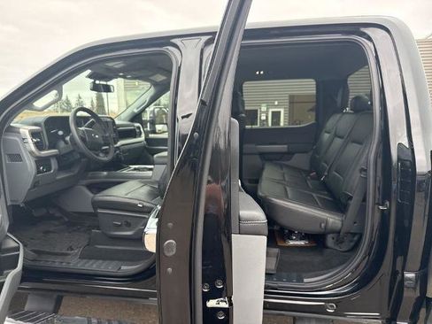 Certified 2023 Ford F250 XLT image 8