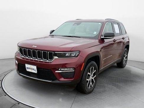Used 2024 Jeep Grand Cherokee Limited image 7