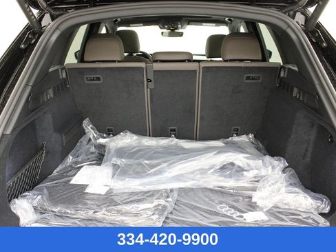 New 2025 Audi Q5 Premium image 29