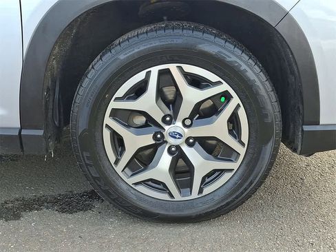 Used 2020 Subaru Forester Premium image 26