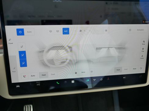 Used 2024 Tesla Model X image 23