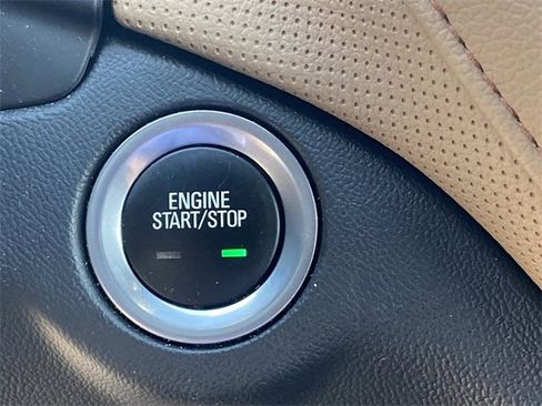 Certified 2023 Chevrolet Equinox Premier image 18