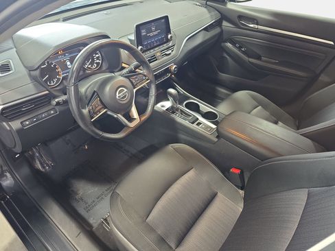 Used 2020 Nissan Altima 2.5 SV AWD/4WD image 15