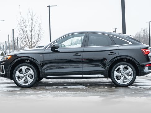 Certified 2025 Audi Q5 2.0T Premium Plus w/ Premium Plus Package image 6